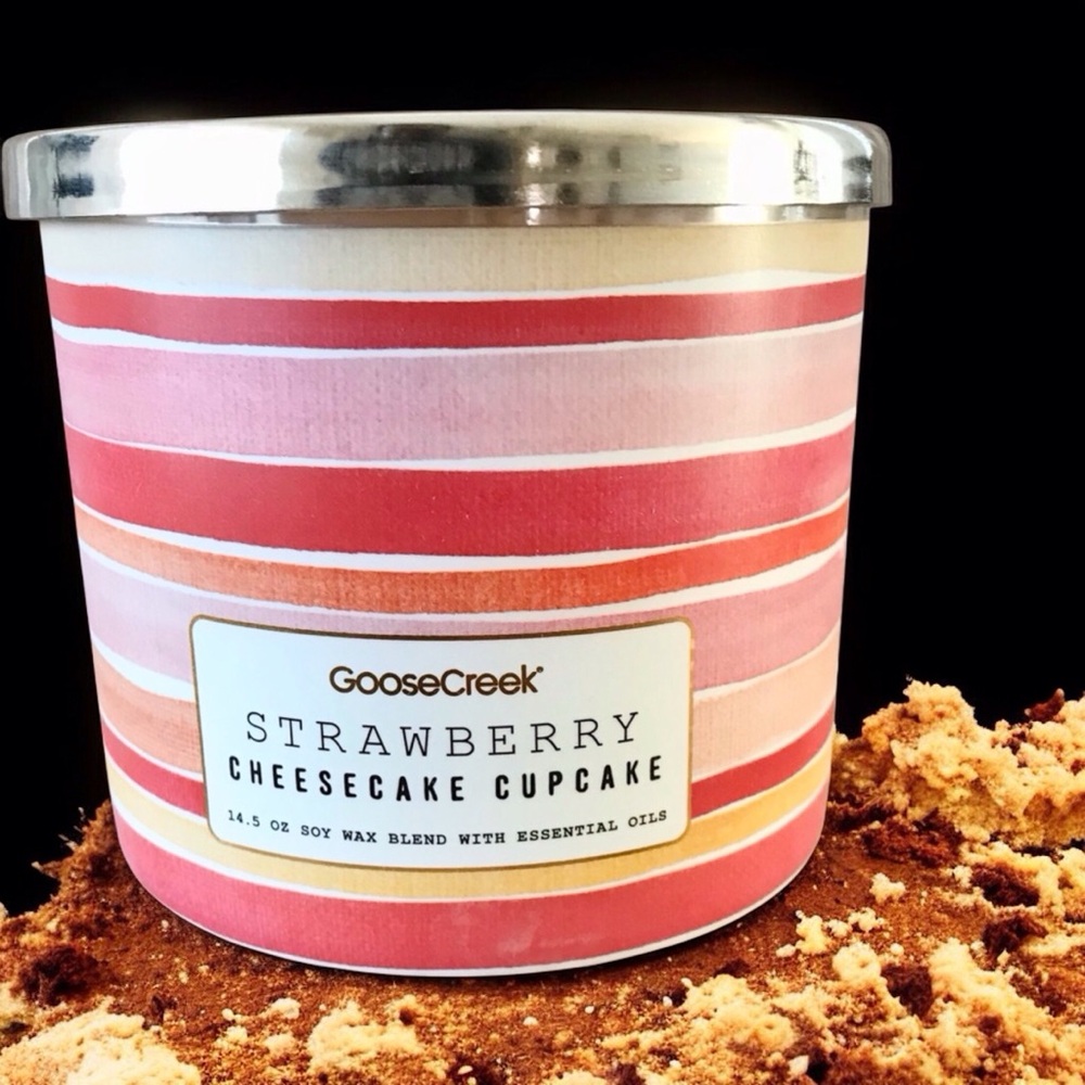 🆕40+ Hrs Strawberry Cheesecake Cupcake 3 Wick Candle